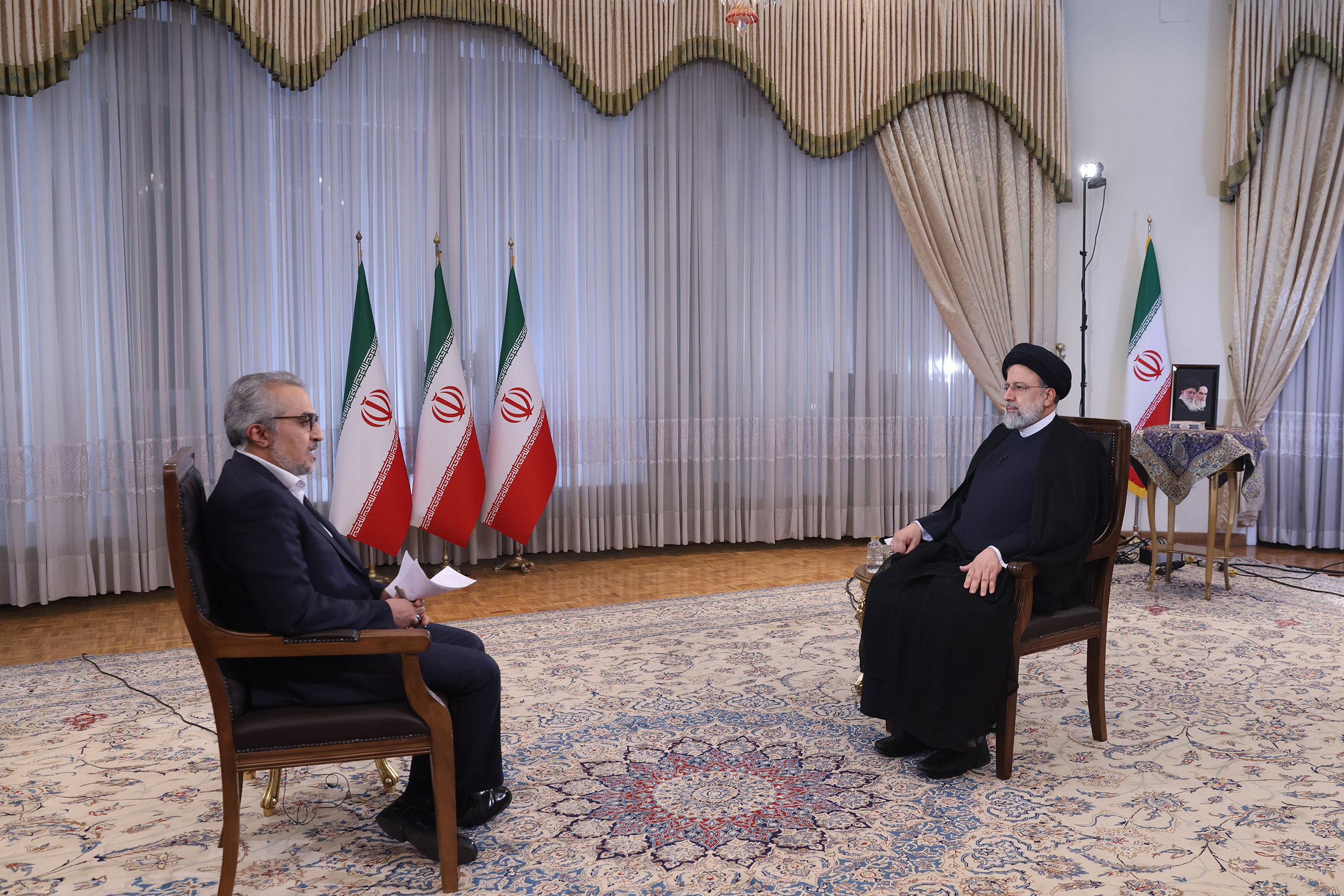 رئیسی گفتگوی تلویزیونی
