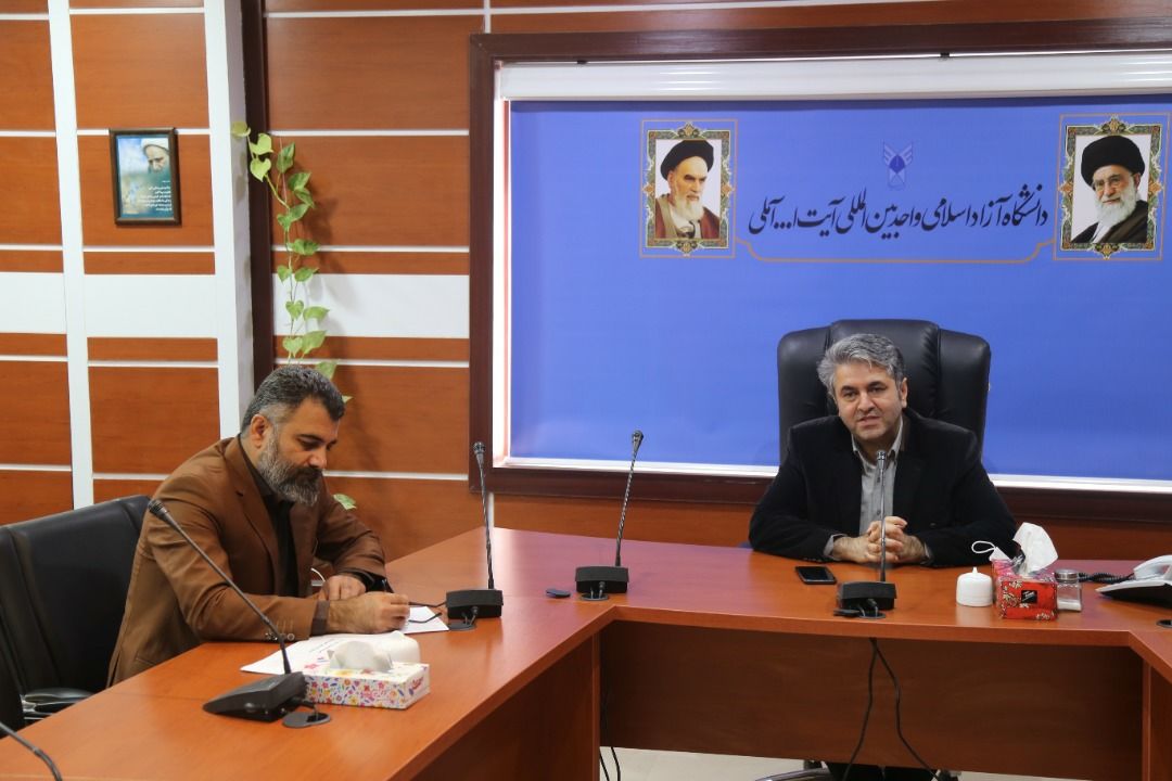 رضا طاهری