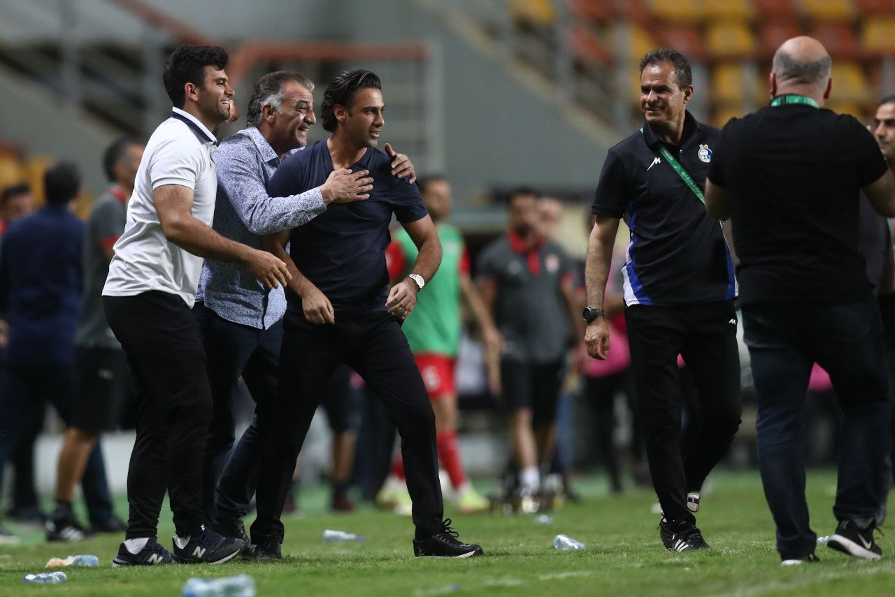 فرهاد مجیدی استقلال