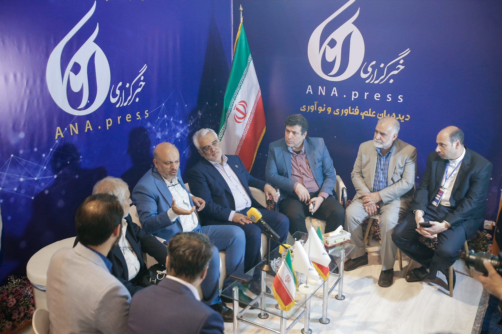 غرفه خبرگزاری آنا در اولین روز از نمایشگاه رویداد ملی عصر امید