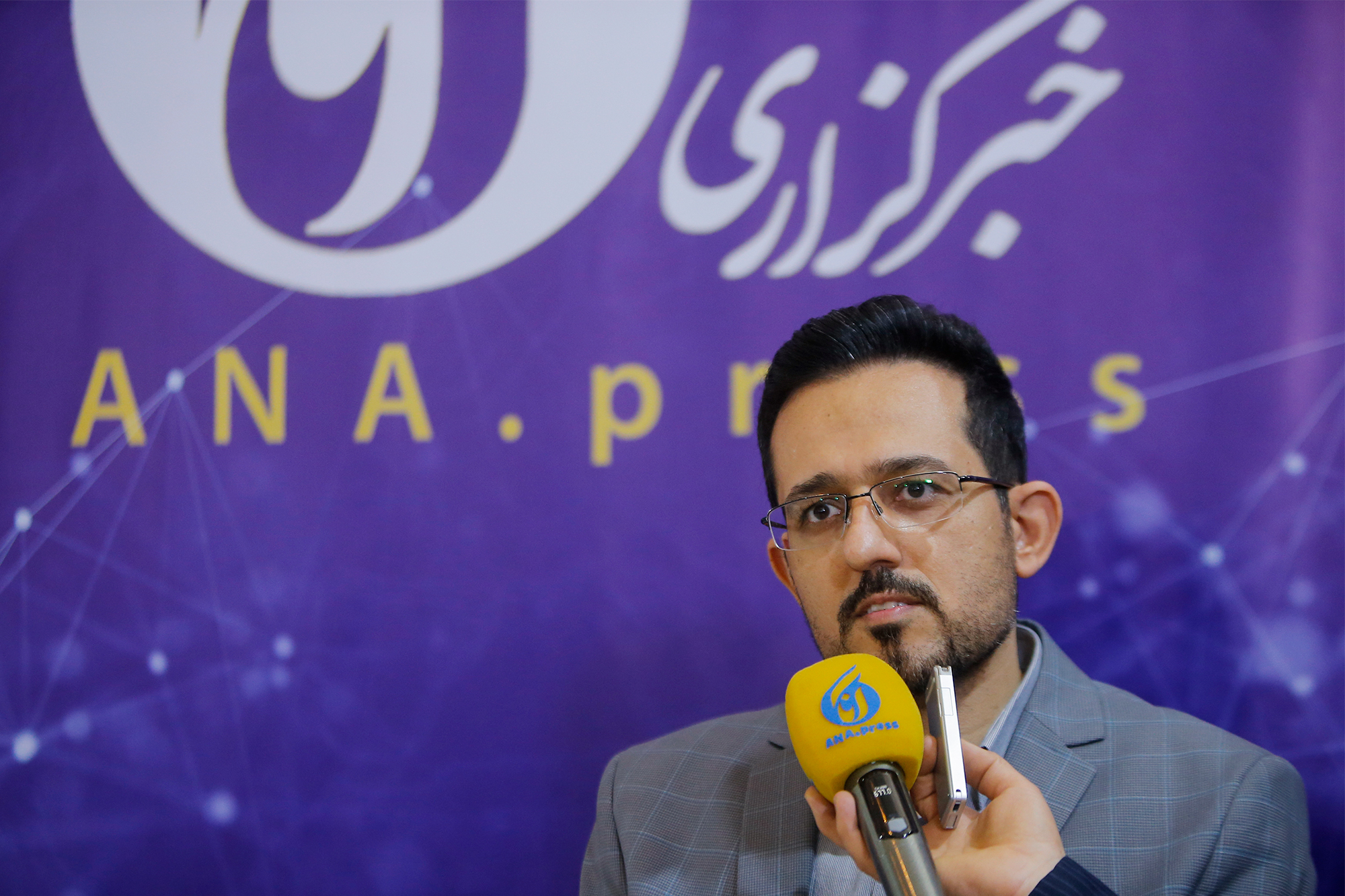 غرفه خبرگزاری آنا در سومین روز از نمایشگاه رویداد ملی عصر امید