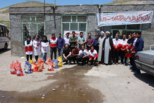برگزاری اردوی جهادی سفیران سلامت دانشگاه آزاد مرند با ۲۰ دانشجو