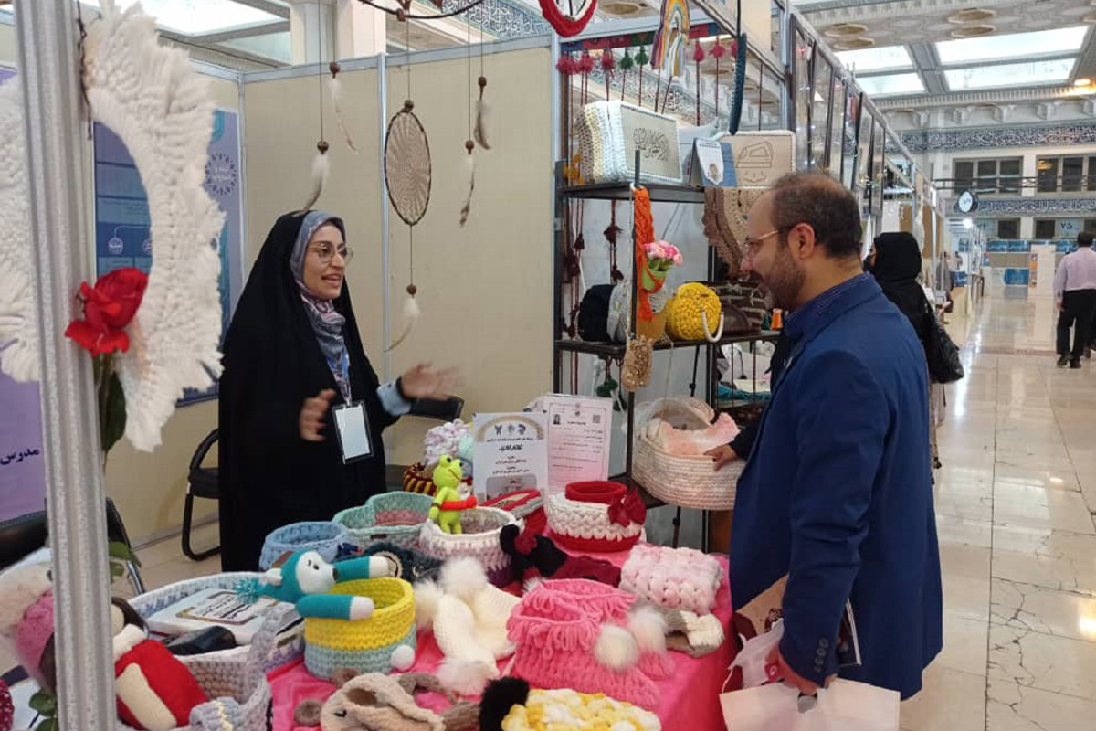 کارآفرینی با هنر بافندگی