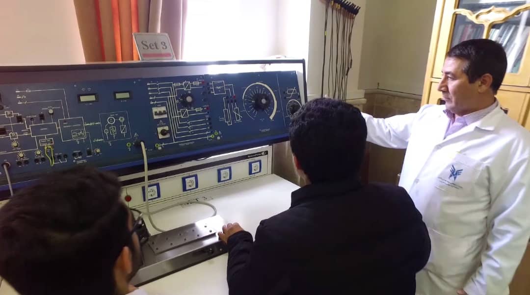 خدمات آزمایشگاهی