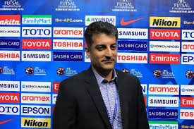 صانعی.jpg