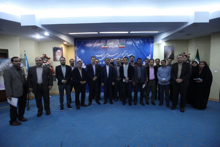 D1736865T16475102(web)(b) معاونت صدا.jpg