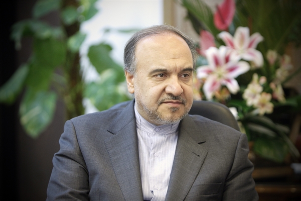 سلطانیفر.jpg