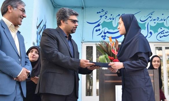 تقدیر شهردار از قهرمان سما.JPG