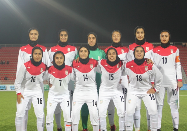 تیم ملی نوجوانان بانوان.JPG