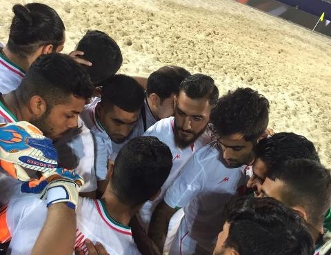 فوتبال ساحلی.jpg