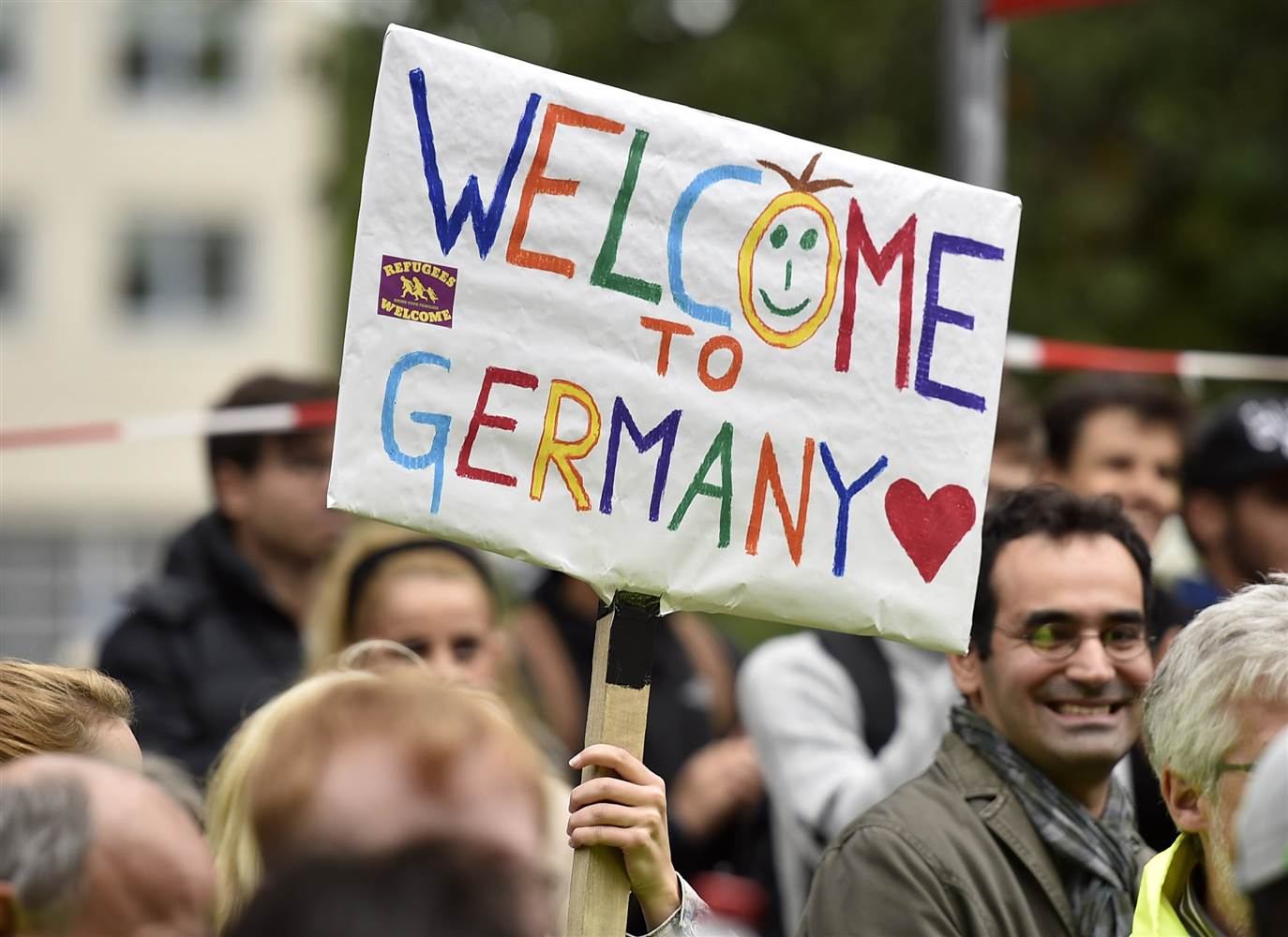 150906-germany-migrants-hg-1149_c84baa1a147301b74ce5ddd8010c9694.nbcnews-ux-2880-1000.jpg