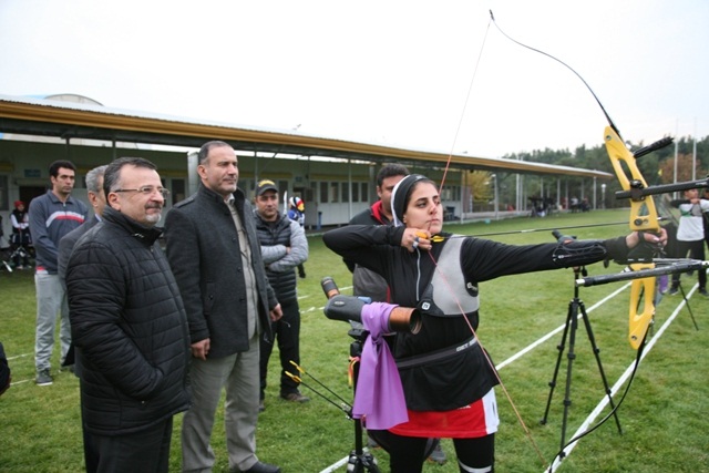 داورزنی.jpg