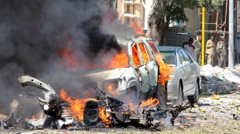 161001114134-02-car-bomb-somalia-1001-exlarge-169.jpg