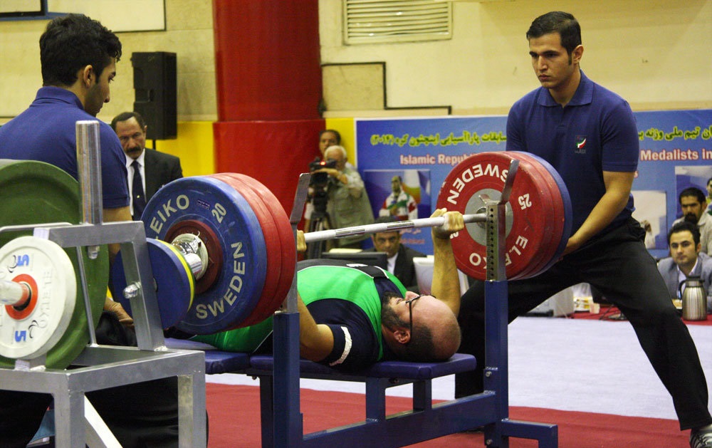 6424190_332.jpg