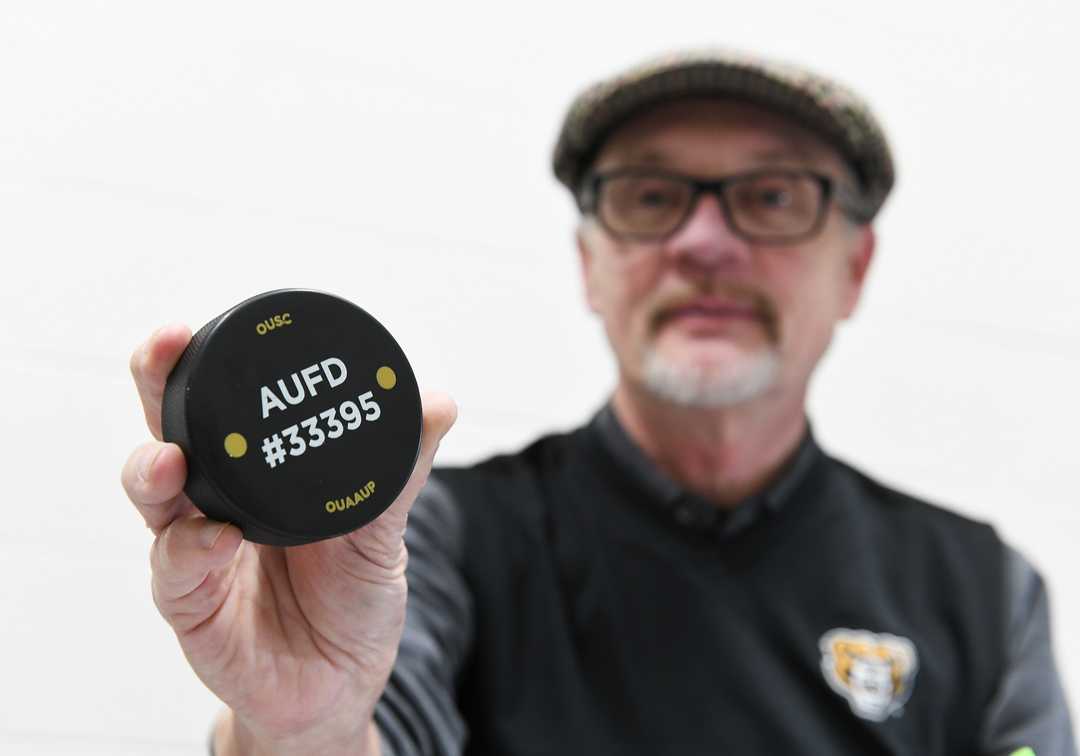 8d14ee79-d7a4-4115-80ff-b2397a69f969-2018-1127-rb-me-hockey-pucks013.jpg