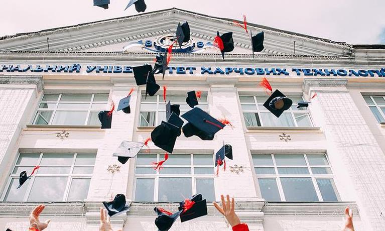 https_%2F%2Fblogs-images.forbes.com%2Fryanrobinson%2Ffiles%2F2018%2F10%2FIs-Education-Relevant-for-Millennial-Entrepreneurs.jpg