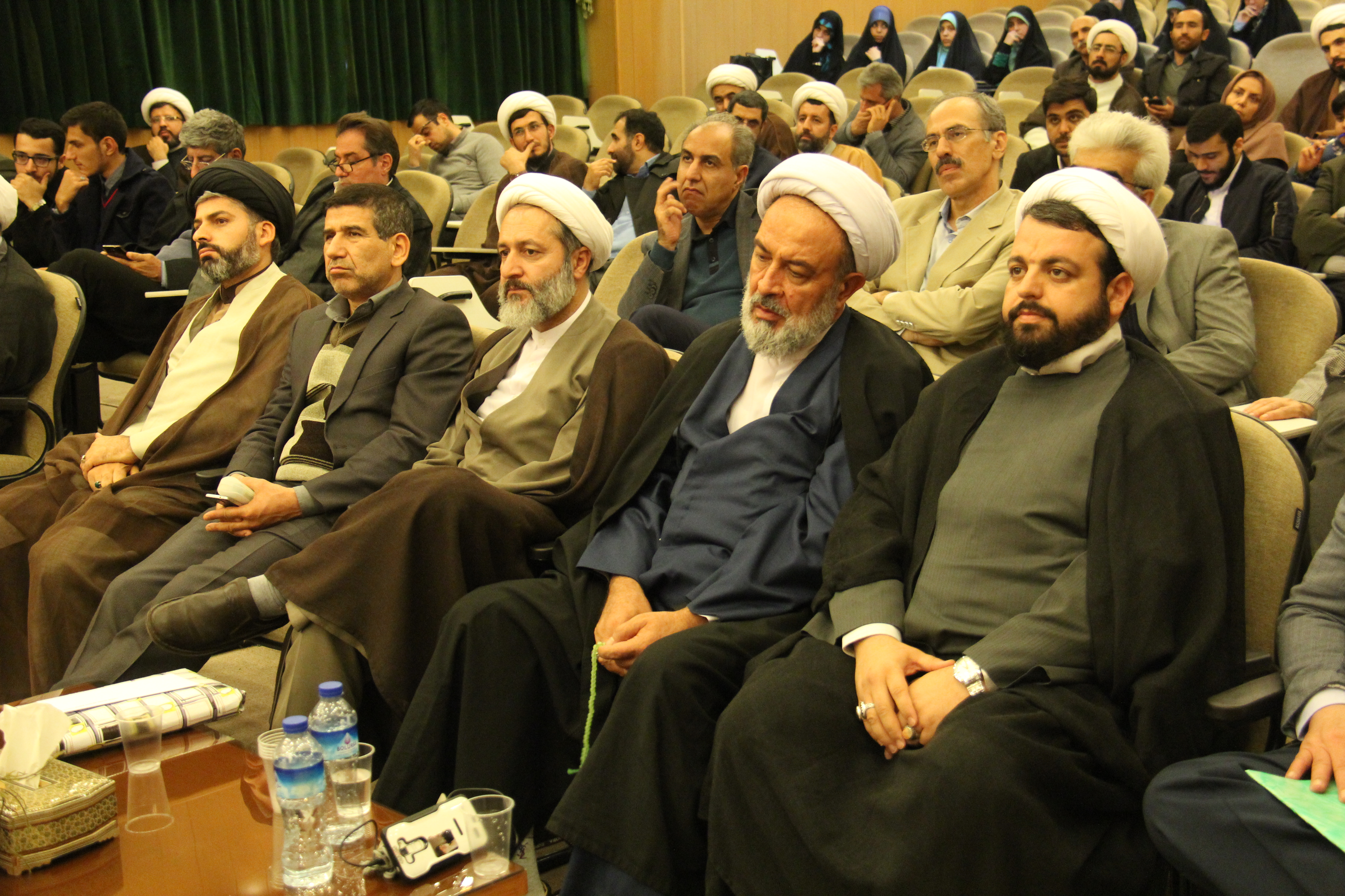 تکریم و معارفه.JPG