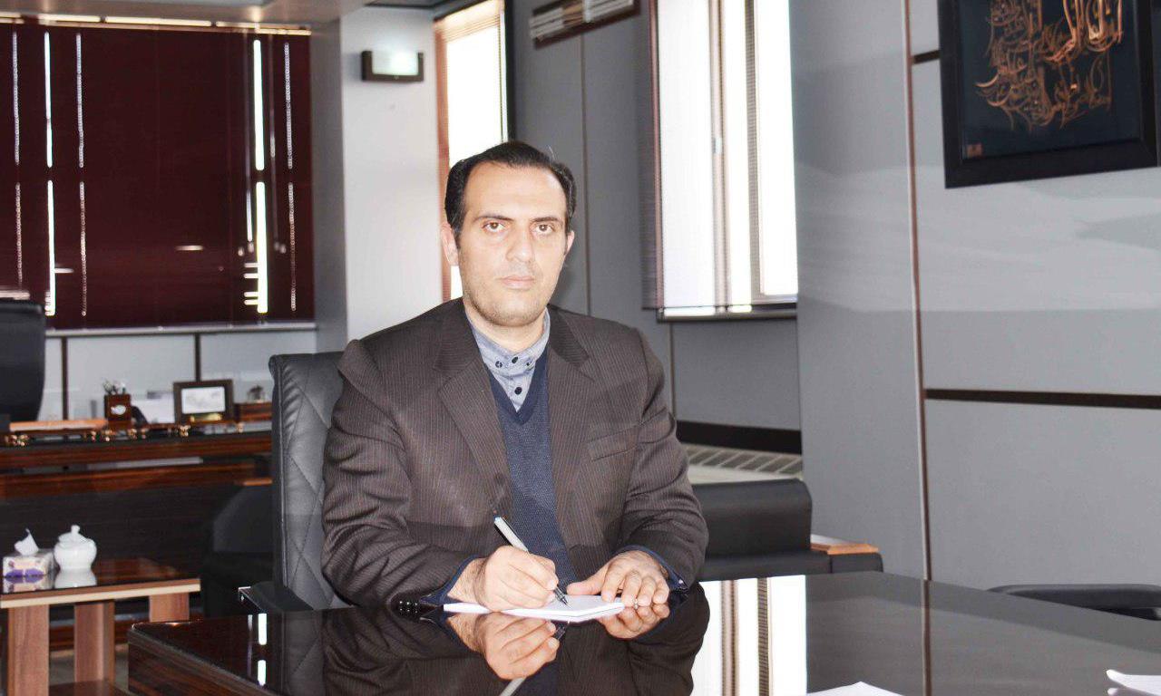دکتر نعمتی.jpg