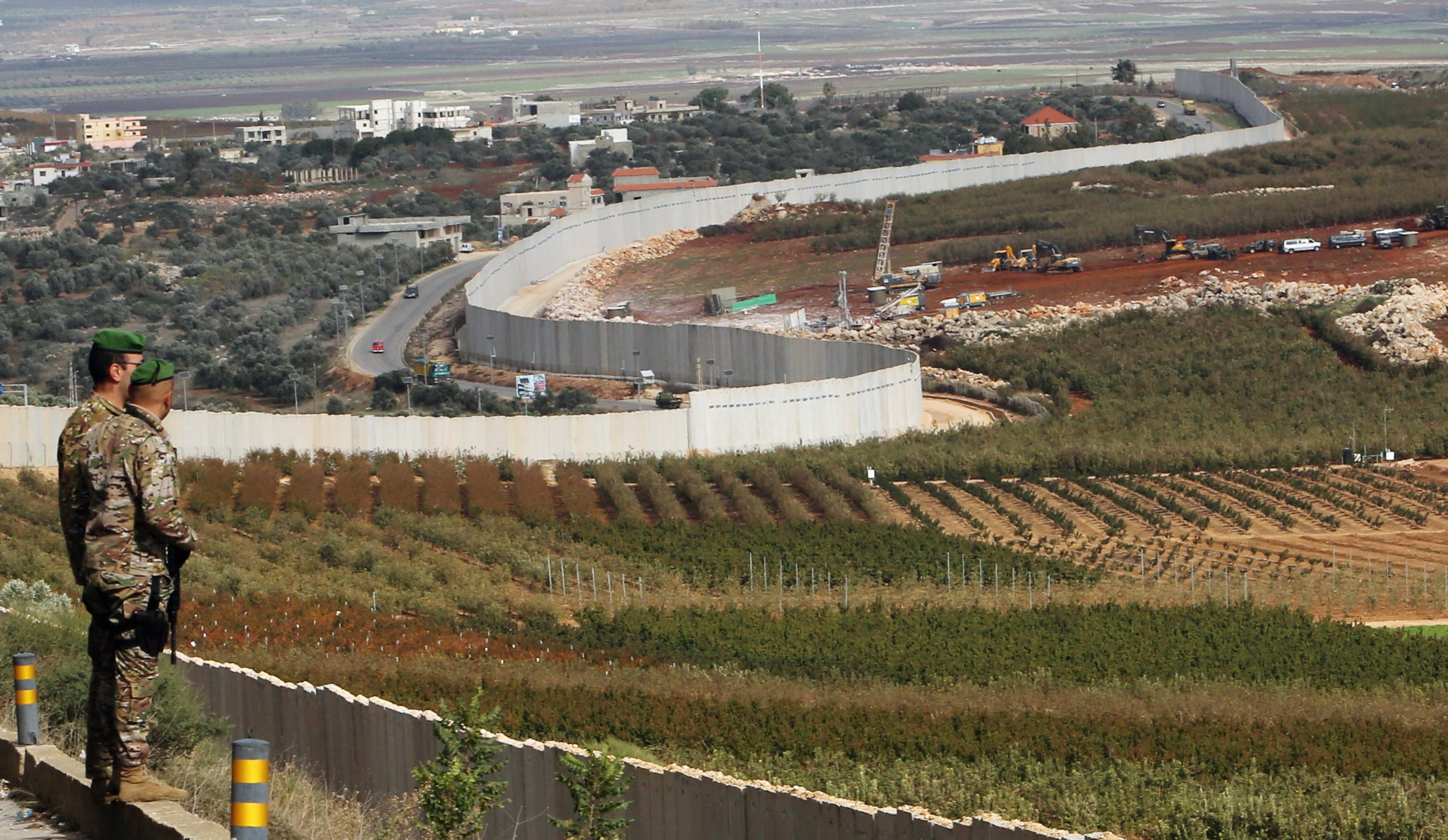 2018-12-05T113339Z_886745594_RC1A1C8E2040_RTRMADP_3_ISRAEL-LEBANON-TUNNELS-BORDER.jpg