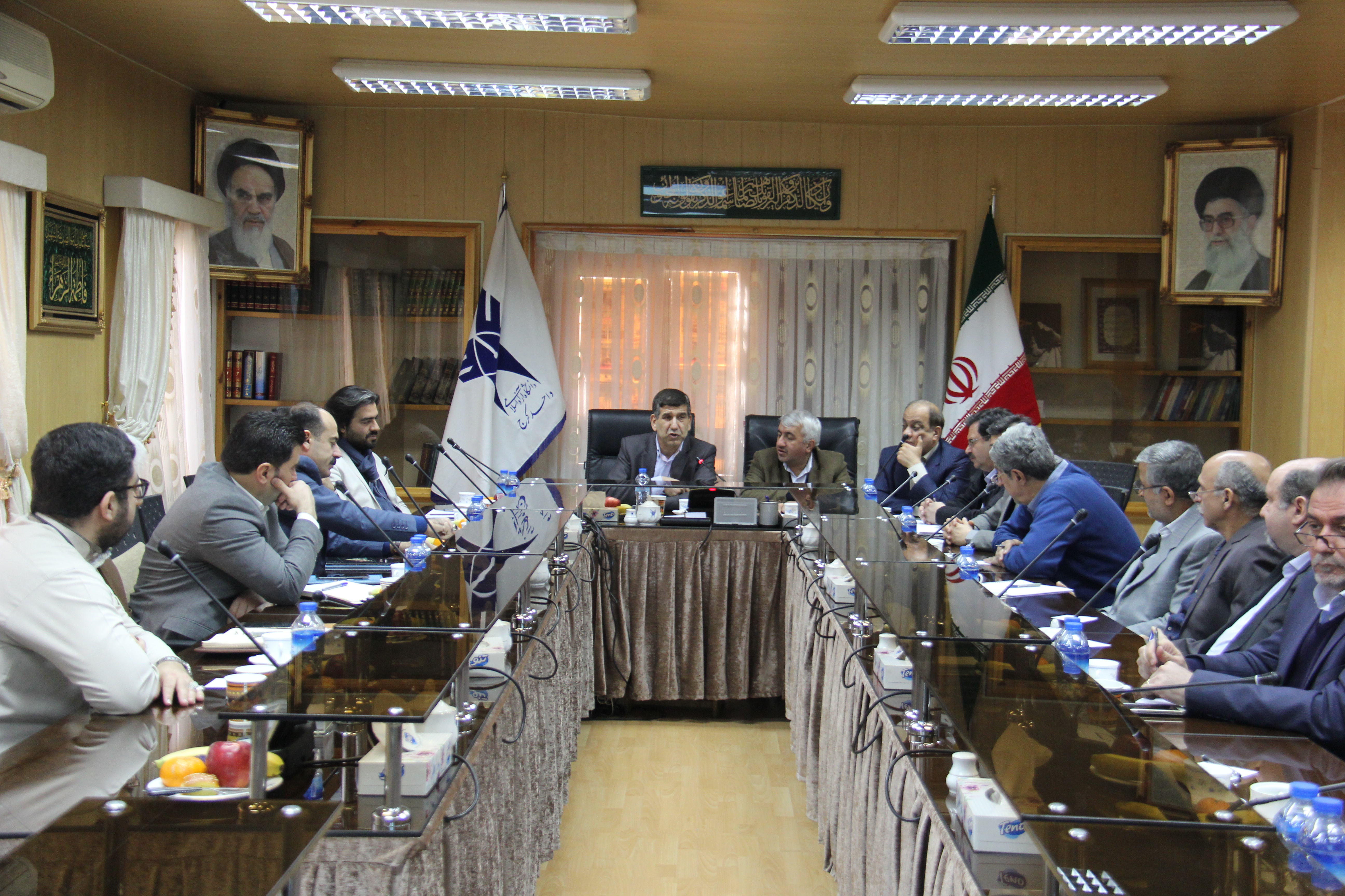 نمایندگان سازمان در جلسه (1).JPG
