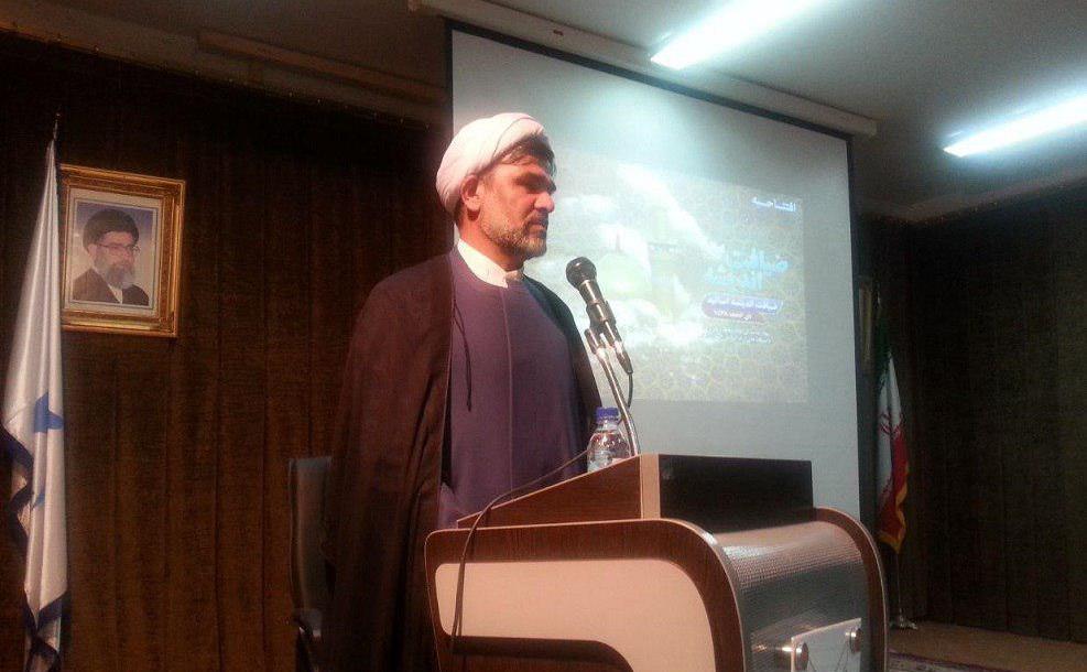 همتی.jpg
