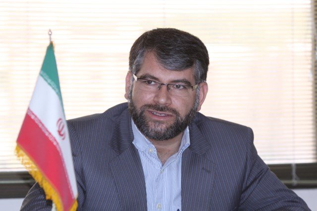 ساداتی نژاد.jpg