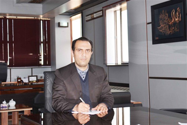 دکتر نعمتی.jpg