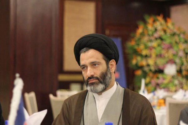 حسینی-کیا-پیگیر-راه-اندازی-quotپتروشیمیquot-پنجم-در-سنقر-هستیم.jpg