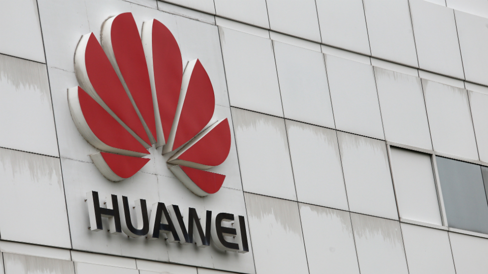 huaweilogo_120518getty.jpg