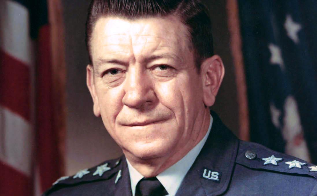 GEN_Huyser,_Robert_E_(LGEN)_cropped.jpg