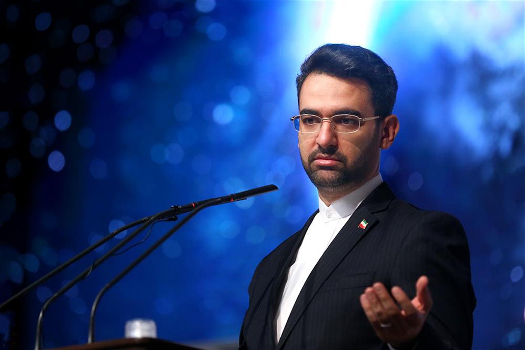 صدای-طنین-ایرانیان-بزودی-در-فضا-مخابره-خواهد-شد-آزادسازی-داده-های-فضایی-به-شکوفایی-اقتصادی-منجر-می-شود-جوانان-ما-می-گویند-دوره-اقتصاد-انحصاری-تمام-شده-بگذارید-با-خلاقیت-اقتصاد-انفجاری-ایجاد-کنیم.jpg