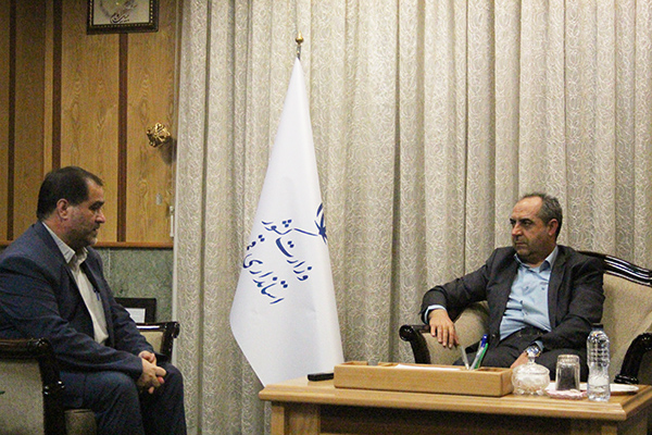 رئیس.jpg