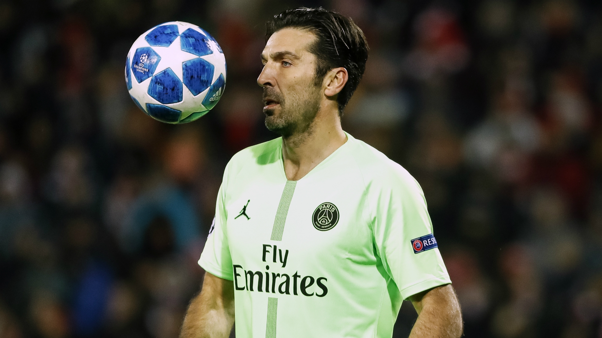 BUFFON MANCHESTER UNITED.jpg