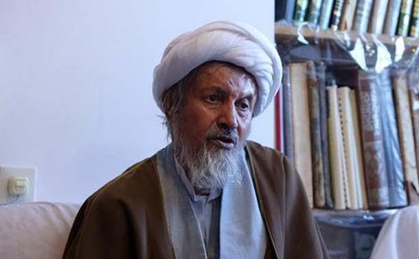 روحانی-آیت-الله-مومنی-سرشناس-در-کماست.jpg