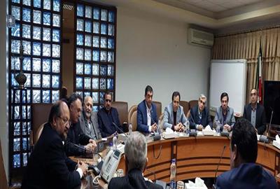 شریعتمداری-در-دیدار-با-اعضای-کانون-عالی-کارفرمایی-کشور-باید-از-اشتغال-کارآفرینان-و-کارفرمایان-حمایت-کنیم.jpg