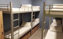 space_8bed-700x400-300x171.jpg