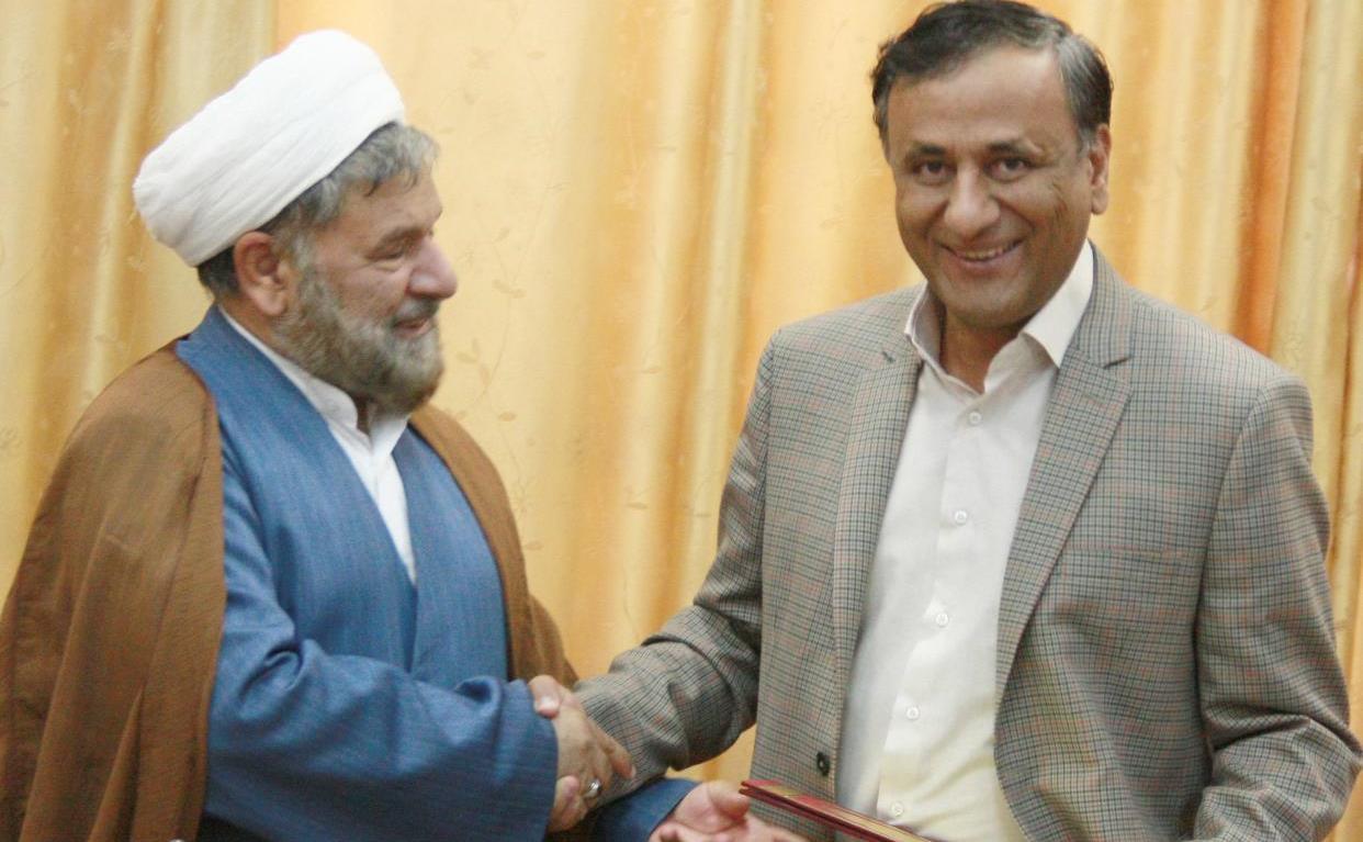 دکتر رسول جمشیدی، معاون علمی و قائم مقام رئیس دانشگاه آزاد اسلامی واحد بردسیر شد.jpg