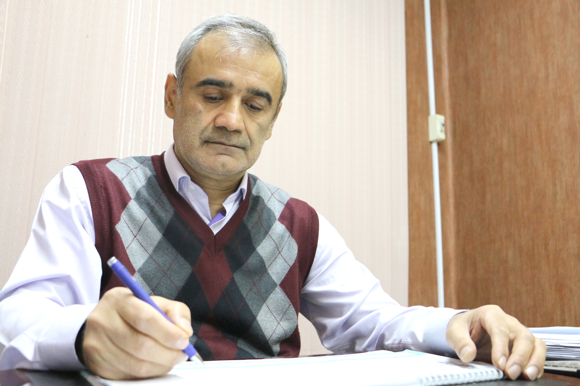 آقای یحیایی.JPG