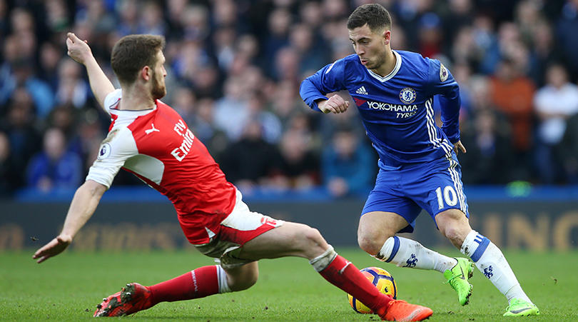 eden hazard dribbling.jpg