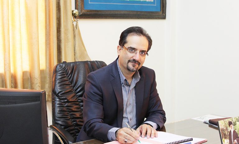 the-team-areas-of-medical-sciences-qom-unit-in-the-field-hospital-karbala-established-and-free-examination-pilgrims-until-13-azar-768x464.jpg