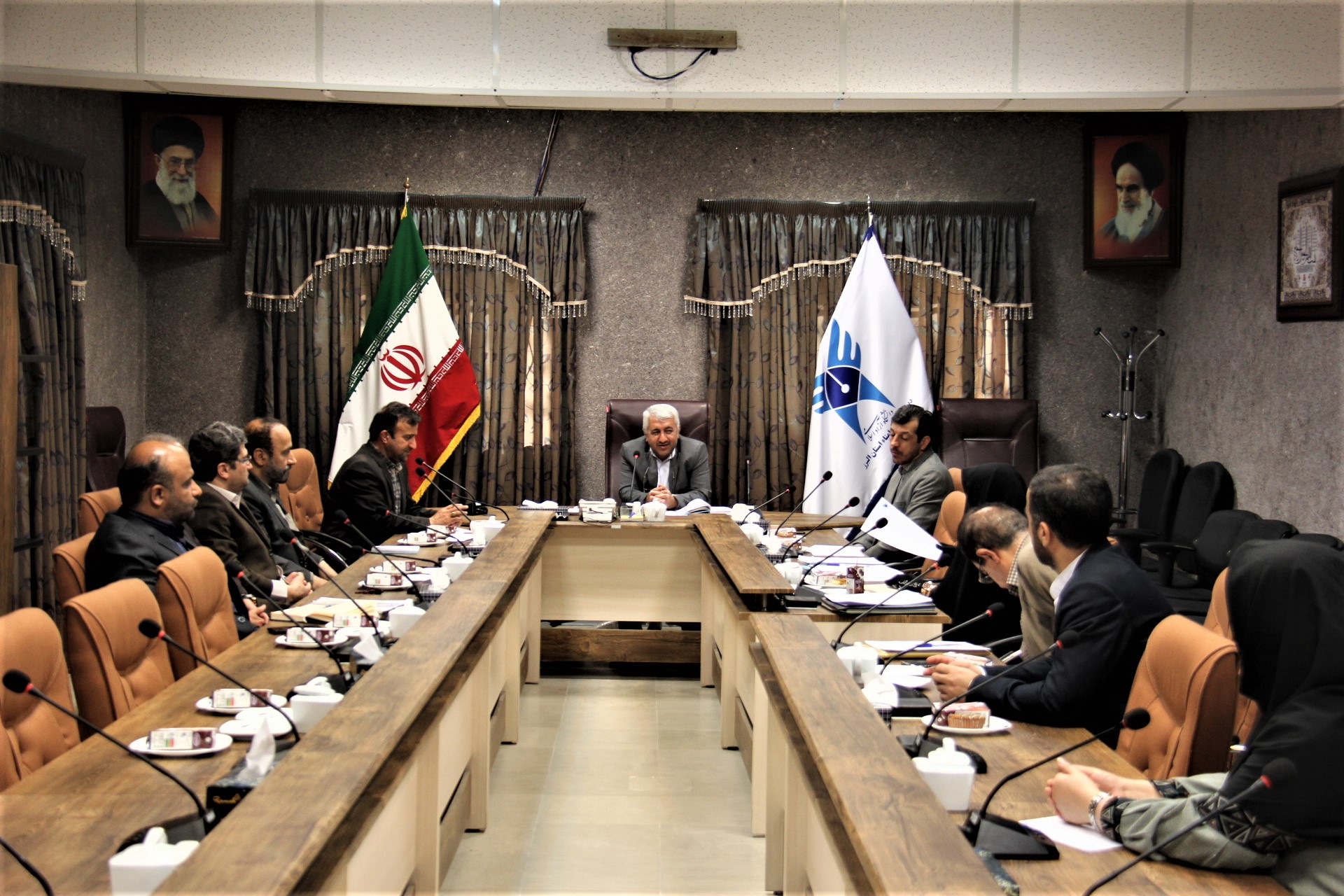 جلسه ستاد استانی شاهد و ایثارگران.jpg