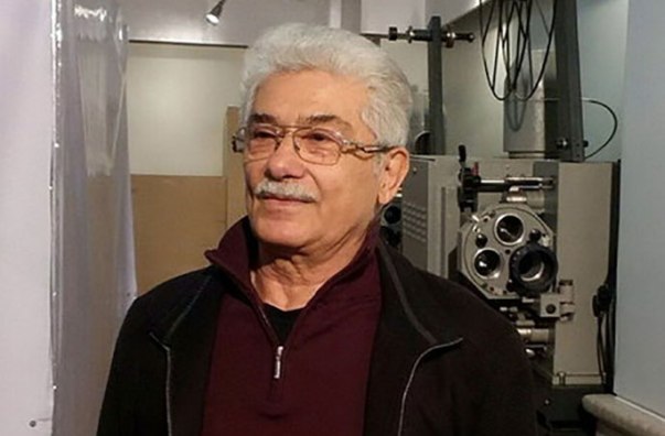 khanemostanad-970827-3.jpg