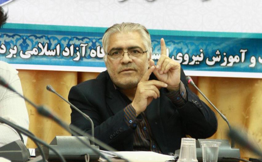 عبداله اسماعلی آبدر استاد اقتصاد دانشگاه آزاد اسلامی بردسیر.jpg