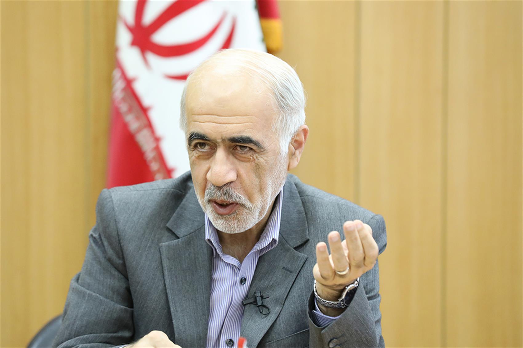 معتمدی.jpg