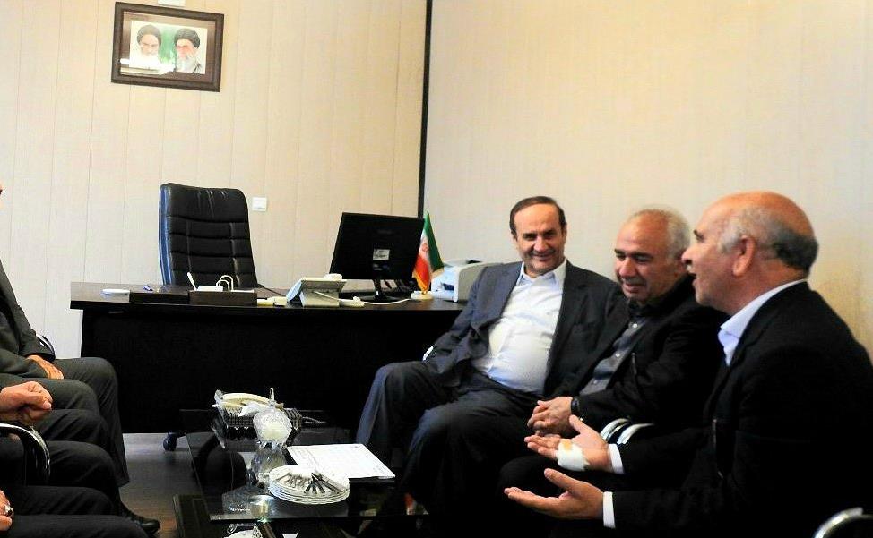 مسائل و مشکلات کارخانه سیمان ایلام بررسی شد