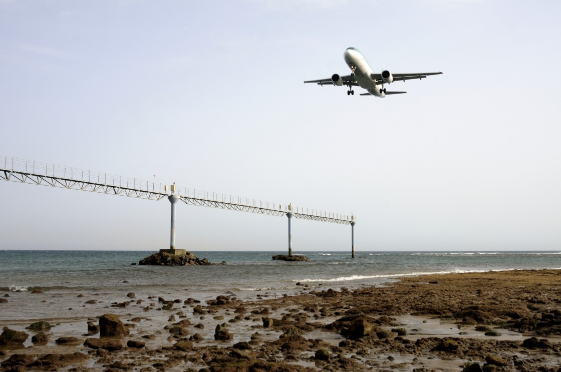 how-to-get-to-the-canary-islands-by-plane-civil-aircraft-taking-off-at-an-airfield-in-lanzarote-832-951f.jpg