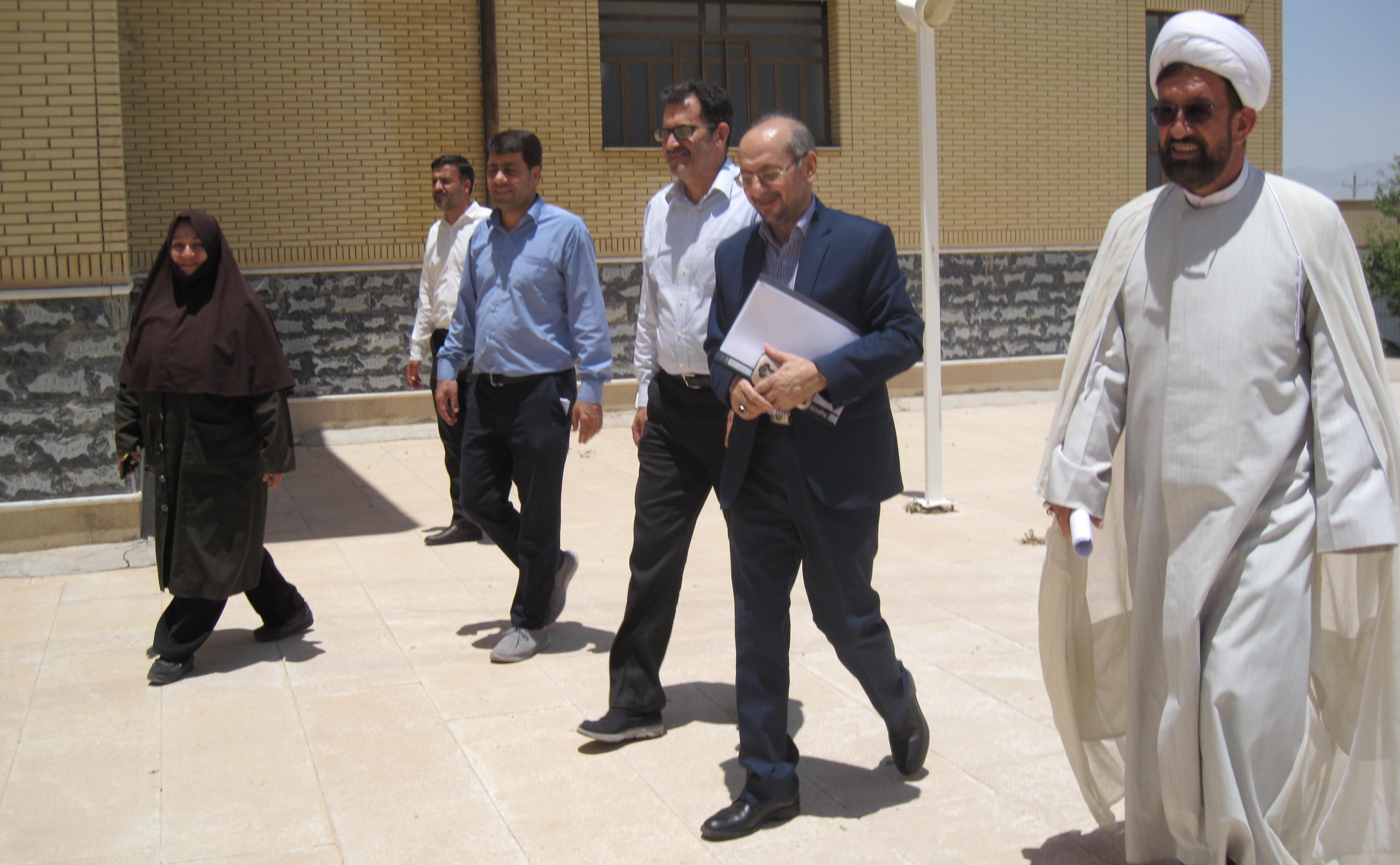 دکتر طالب تاش2.JPG
