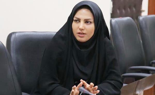 حسینی آنا.jpg