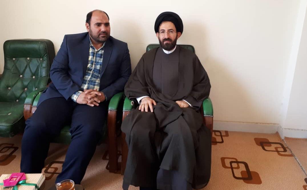 دیدار با امام جمعه 1.jpg