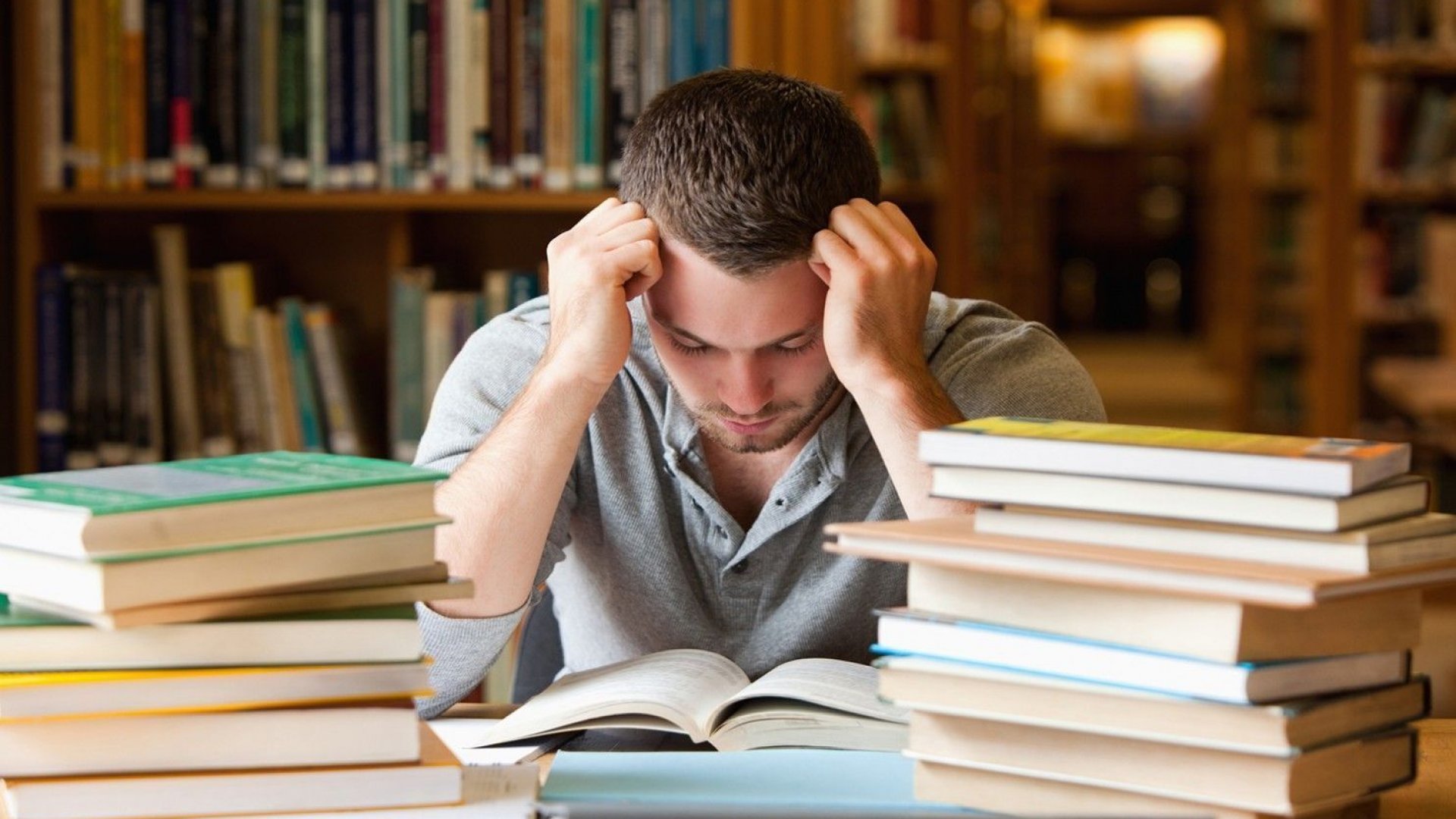 63616823155943818189593680_studying-9.jpg